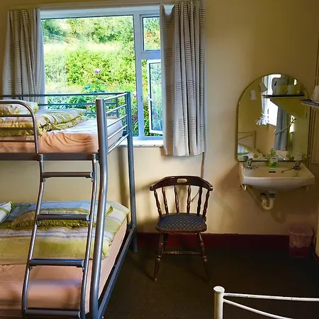 Hostel Dempseys